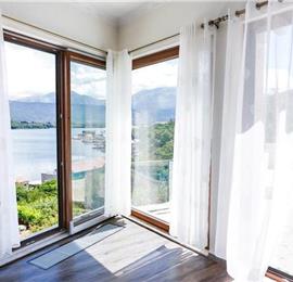5 bedroom villa with two pools near Tivat, sleeps 10